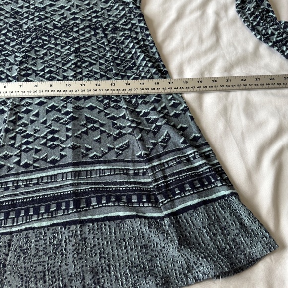 BCBGMaxazria Long Sleeve Aztec Fit & Flare Knit Dress Multicolor Small Midi‎ - Picture 13 of 16